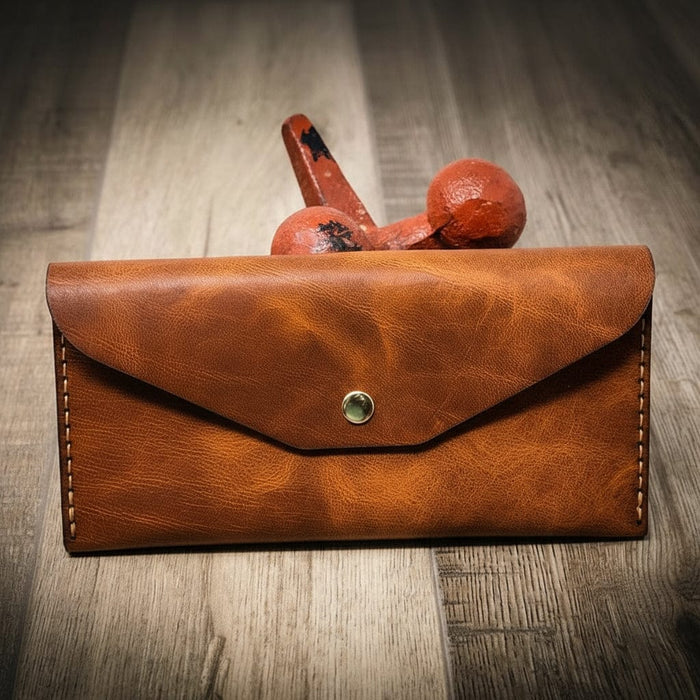 Sugar Land Clutch Wallet - Chestnut Brown