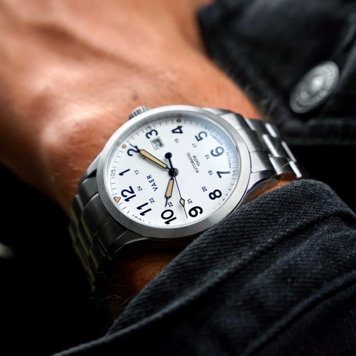 A5 Field White USA Auto 40mm Watch