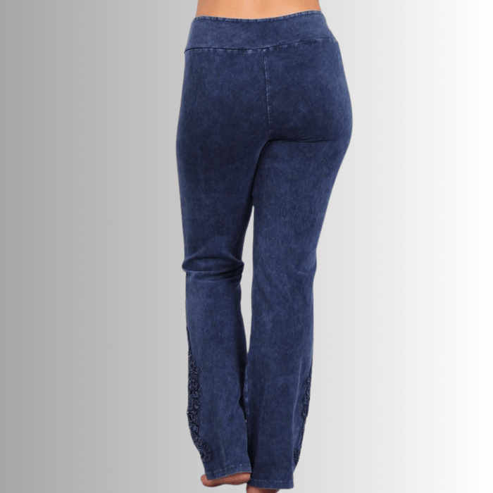 Bootcut Jeggings Crochet Hem in Plus Size