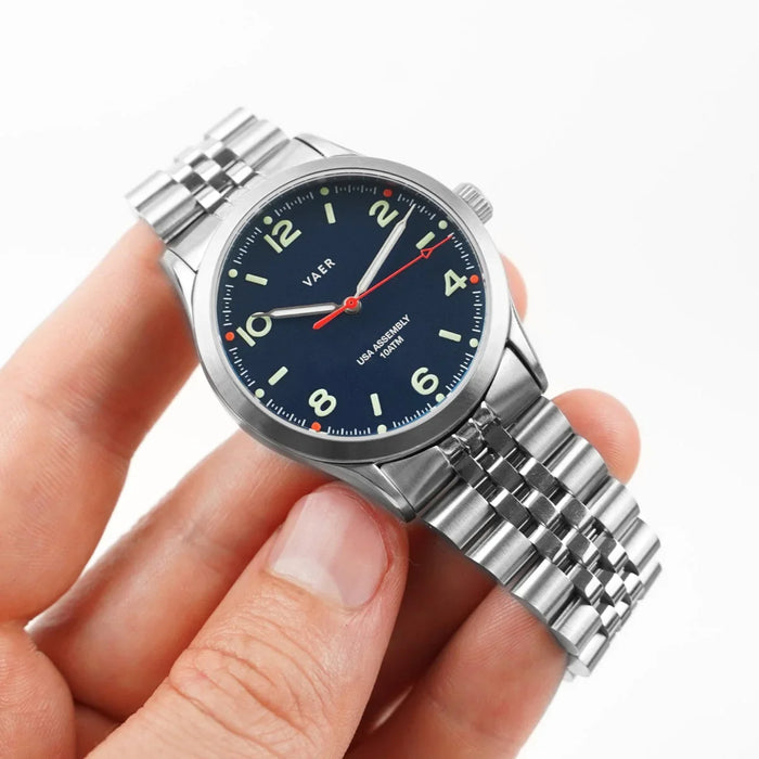 C5 Design Navy 40mm USA Solar Watch