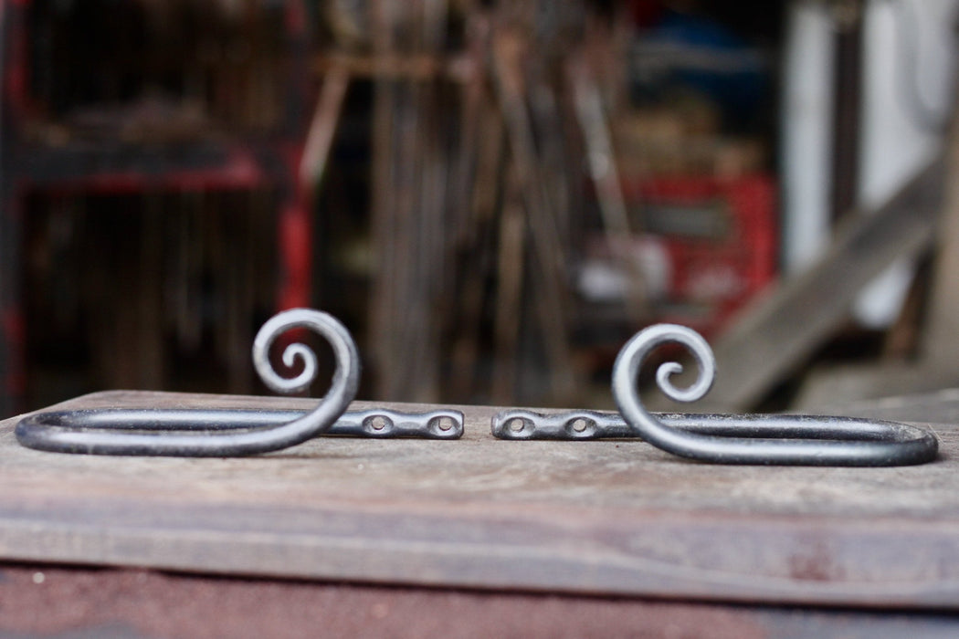 Curtain Tie Back - Curly