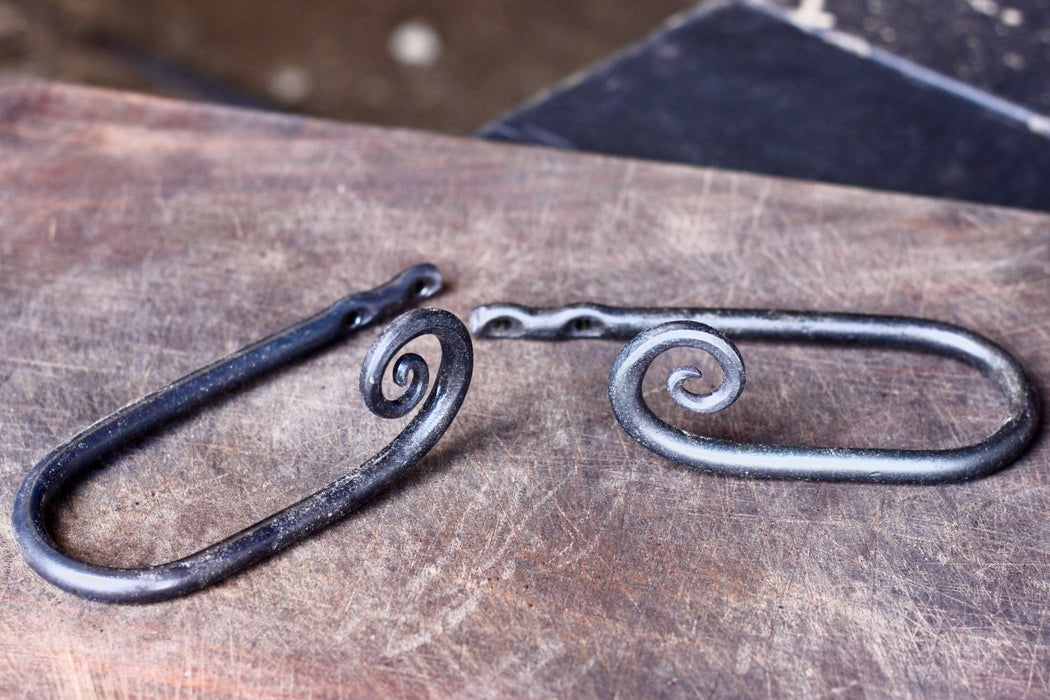 Curtain Tie Back - Curly