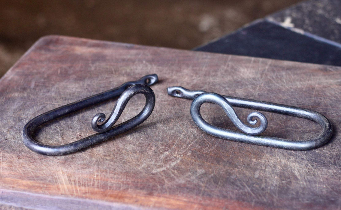 Curtain Tie Back - Reverse Scroll