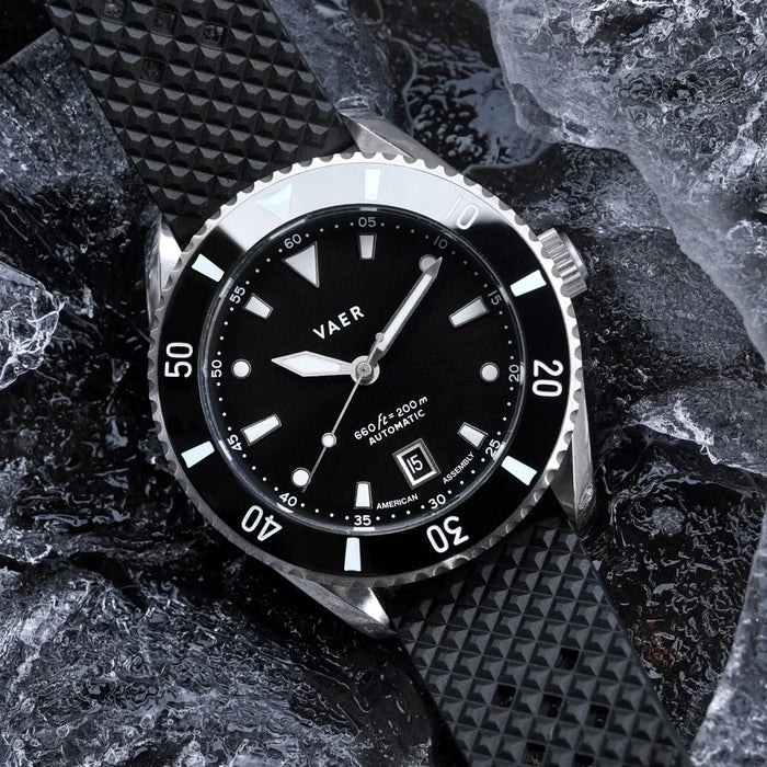 D5 Meridian Black USA Auto 39mm Watch