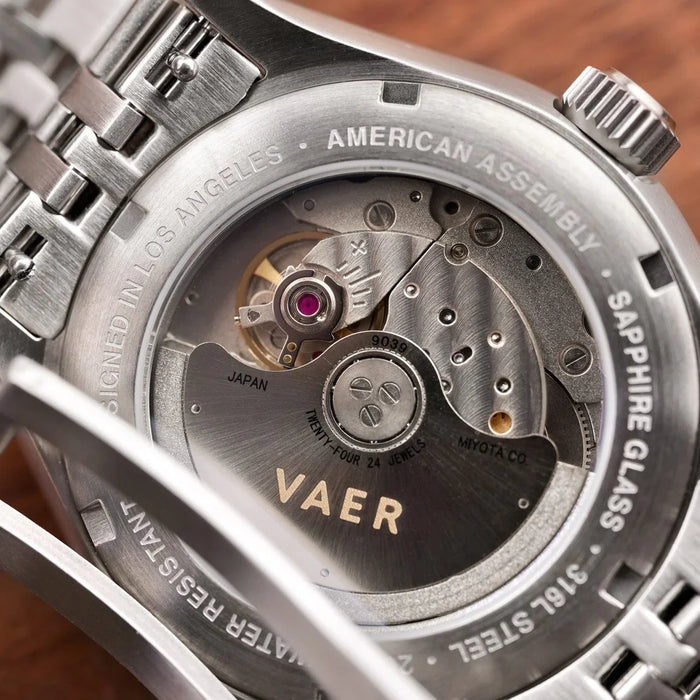 D5 Meridian Navy USA Auto 39mm Watch