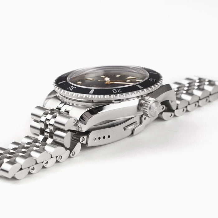 D5 Meridian Navy USA Auto 39mm Watch