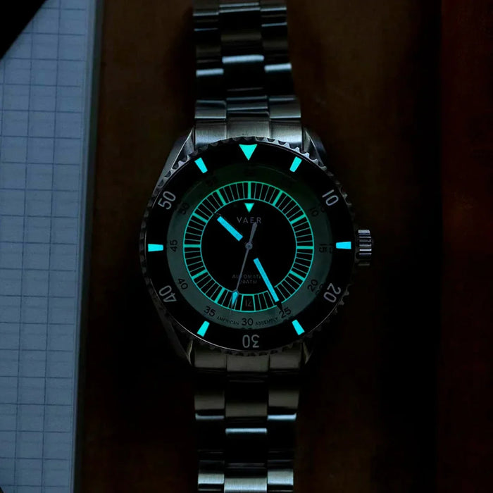 D5 Tropic USA Auto 39mm Watch