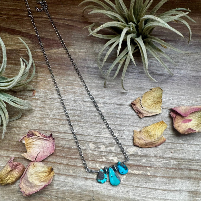 Blue turquoise and sterling silver pearl necklace