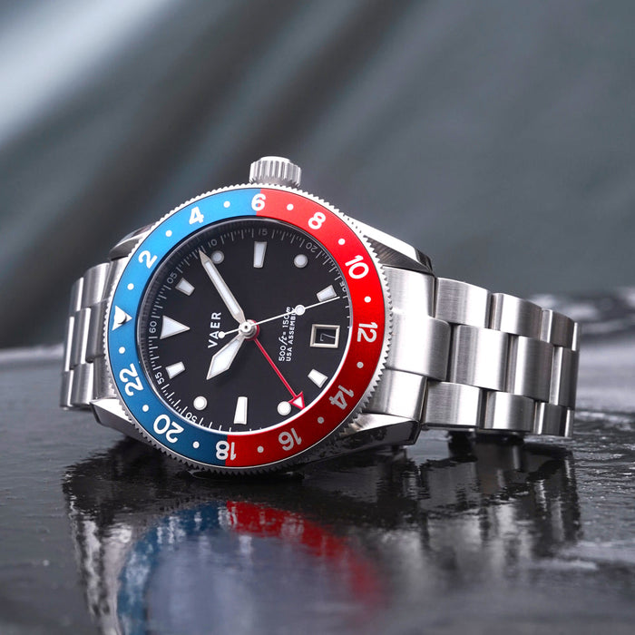 G2 Meridian Navy/Red 39mm USA GMT Watch