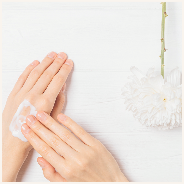 Renew Organic Lotion with hyaluronic acid