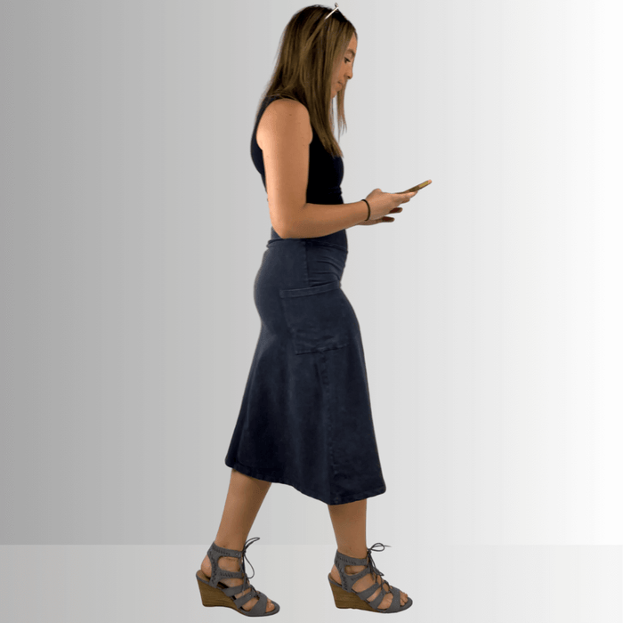 Alyssa Very Versatile Cotton Skirt in Dark Denim
