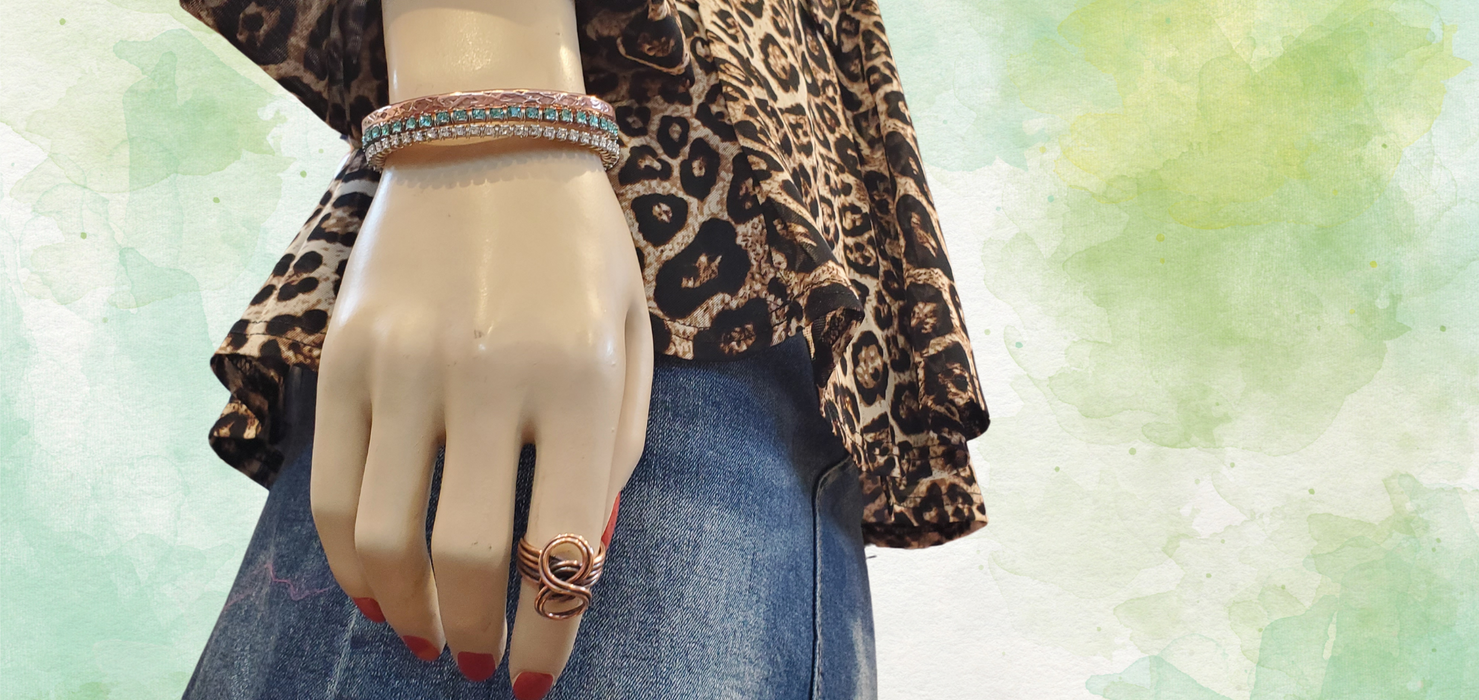 Handmade 4 Gauge Copper BIGGA Bangle by Alexa Martha