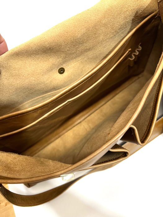 Parker Professional Messenger Bag