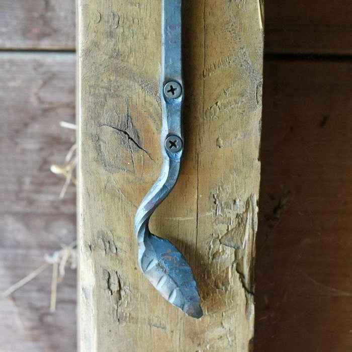 Indoor/Outdoor Plant Hanger - Leaf Design