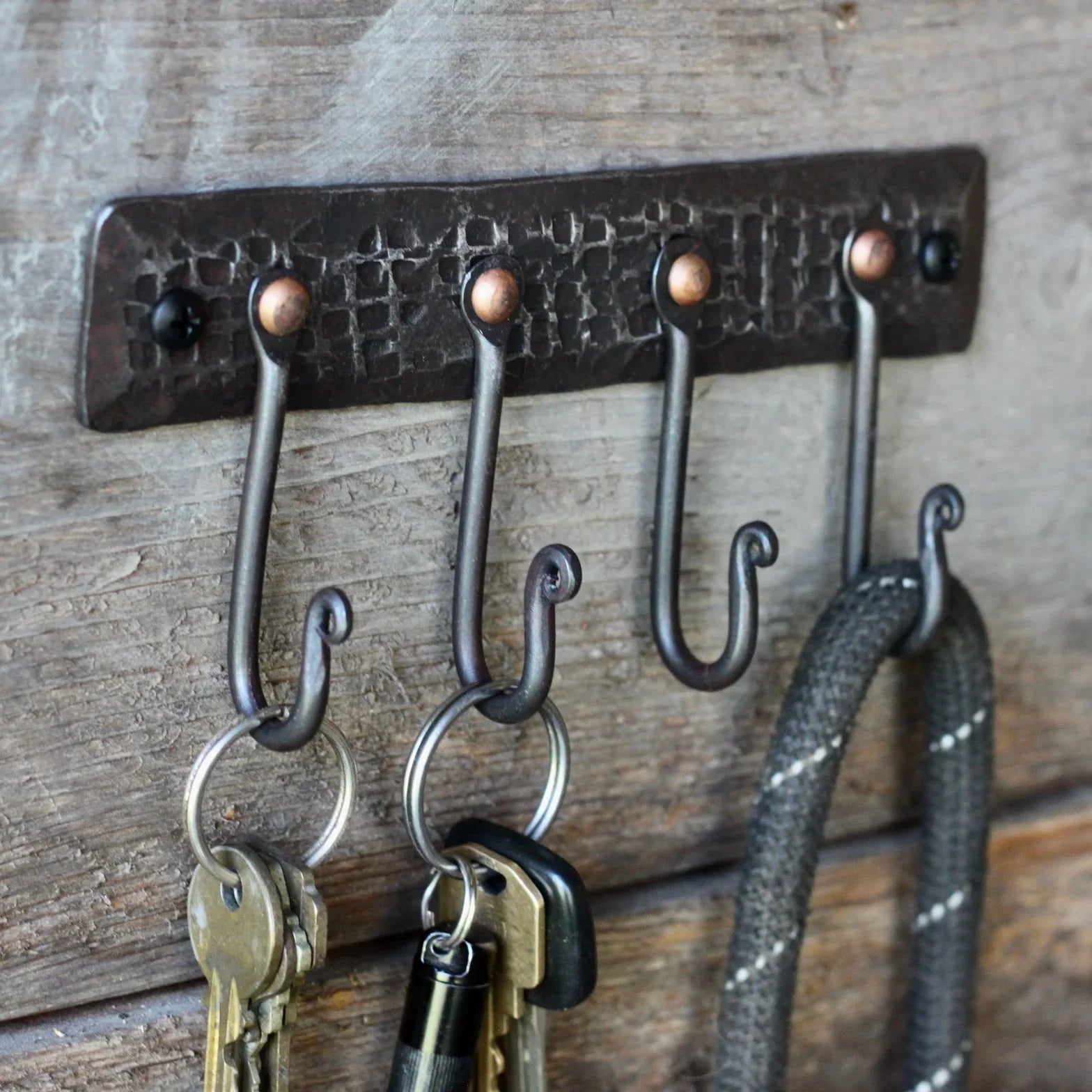 webbed-texture-hook-rack-made-in-usa