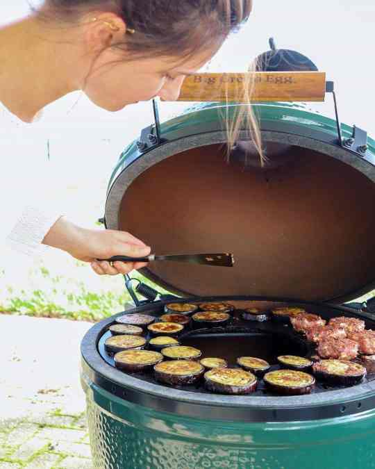 Green Egg Style / Kamado Style Grill Griddle Combination Inserts